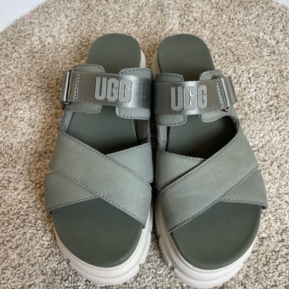 New no box UGG Ashton Slide Sandal - Moss Green - 9.5 - Picture 4 of 10